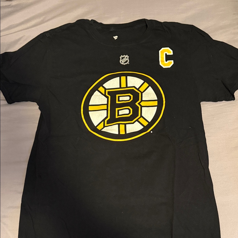 Fanatics Black and Yellow Short Sleeve Tee